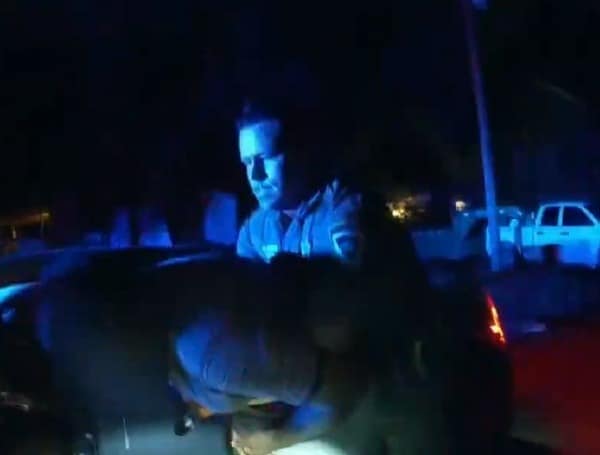 ‘Saved This Mans Life’ Hillsborough Sheriff Deputy Performs Heimlich-VIDEO