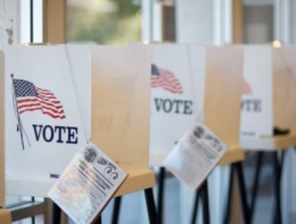 Republicans Hold Ballot Edge In Florida Republicans Hold Ballot Edge In Florida