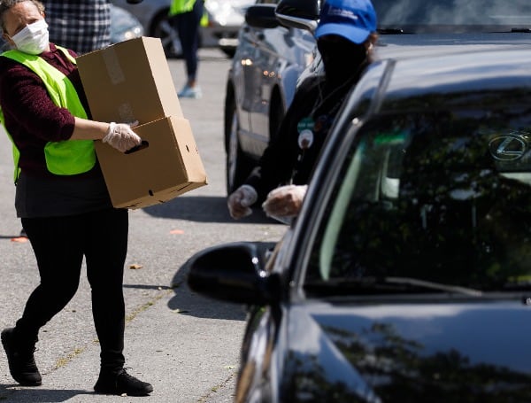 Hillsborough County Sheriff to Distribute More Than 200-Meals On Saturday in Dover Hillsborough County Sheriff to Distribute More Than 200-Meals On Saturday in Dover