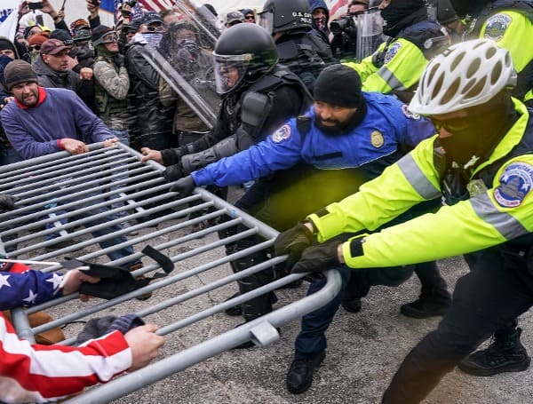 Report: USCP Ignored Warnings Of Jan. 6 Violence, Front-Line Officers Told “No Specific Known Threat” Existed