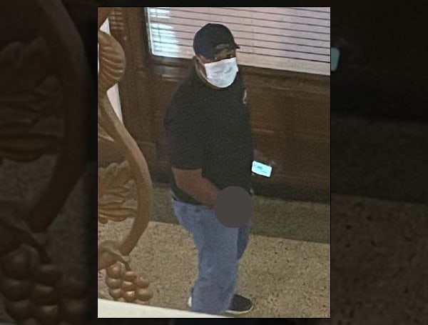 ‘Put A Mask On It’ Florida Man Caught In The Act, Police Seeking Info ‘Put A Mask On It’ Florida Man Caught In The Act, Police Seeking Info
