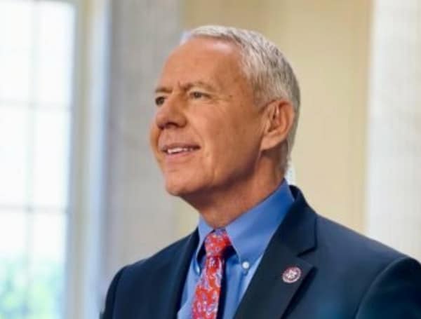 Mike Lee, Ken Buck Call For Investigation Into Amazon’s Bid On $10 Billion Contract