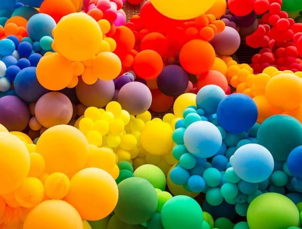 ‘Hold On Tight’ New Virginia Law Fines People $25 For Releasing Balloons ‘Hold On Tight’ New Virginia Law Fines People $25 For Releasing Balloons
