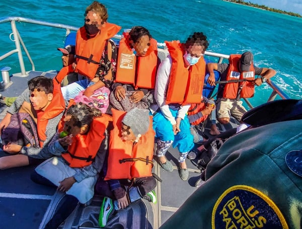 Florida Senators Back Immigration Crackdown Plan Florida Senators Back Immigration Crackdown Plan