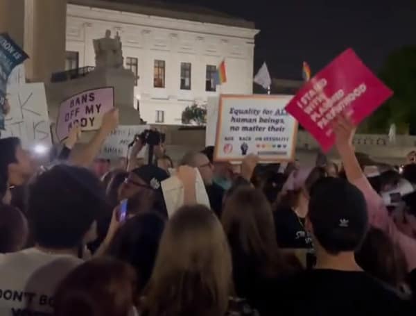 SCOTUS Roe V. Wade Draft Ruling Ratchets Up Florida Debate SCOTUS Roe V. Wade Draft Ruling Ratchets Up Florida Debate