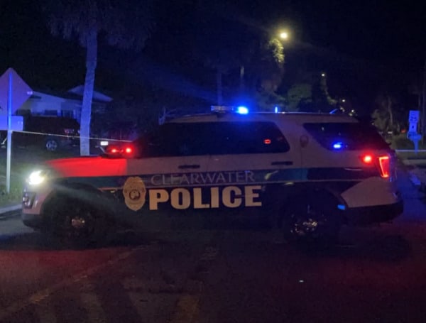 Clearwater Police Searching For Two Suspects In Mandalay Ave Homicide Clearwater Police Searching For Two Suspects In Mandalay Ave Homicide