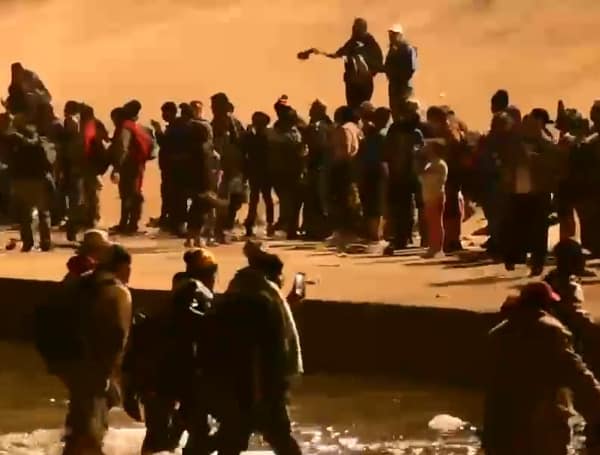 Biden Admin Asks SCOTUS To Deny GOP States’ Request To Keep Title 42 Border Policy In Place