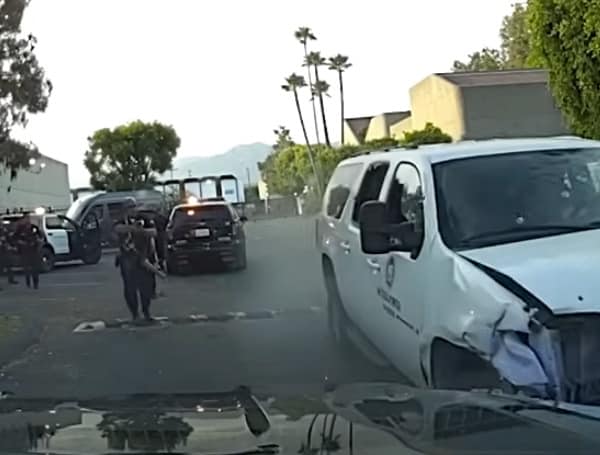 Los Angeles Throws Mountains Of Cash At Hollow Police Force Fighting City Chaos Los Angeles Throws Mountains Of Cash At Hollow Police Force Fighting City Chaos