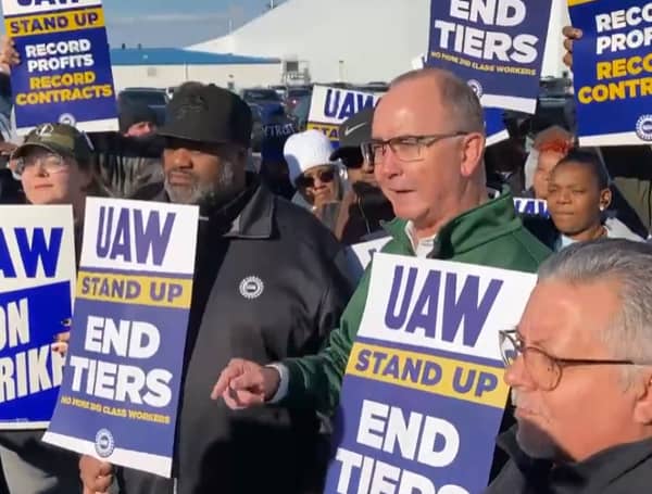 UAW Expands Strike As Almost 7,000 Workers Told To Walk Off The Job UAW Expands Strike As Almost 7,000 Workers Told To Walk Off The Job