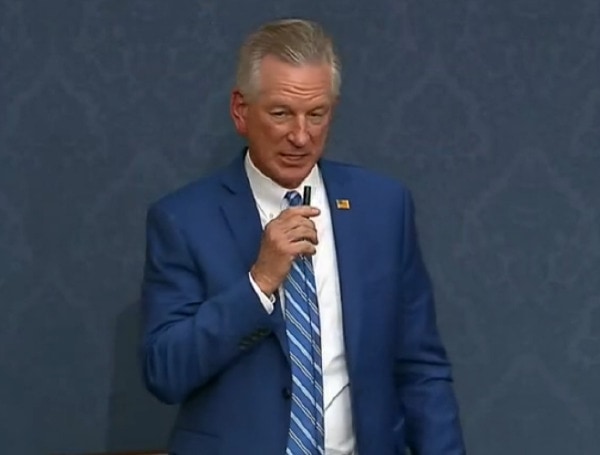 Alabama, North Dakota Senators Act To Combat Financial Discrimination At Banks Alabama, North Dakota Senators Act To Combat Financial Discrimination At Banks