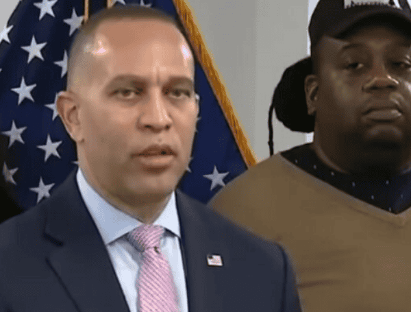 House Minority Leader Hakeem Jeffries Dodges Question On Democrats’ Future El Salvador Travel Plans House Minority Leader Hakeem Jeffries Dodges Question On Democrats’ Future El Salvador Travel Plans