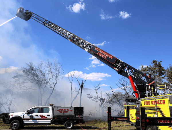 Update: Pallet Yard Fire In Tampa – One Lane Of US 41 Southbound Reopened