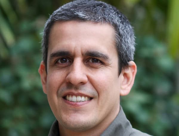 UF Scientist Unlocks The Power Of Soil Microbes To Transform Florida Agriculture UF Scientist Unlocks The Power Of Soil Microbes To Transform Florida Agriculture