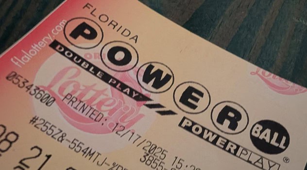 Kissimmee Woman Claims $10 Million Powerball Prize At Florida Lottery Office