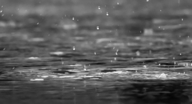 Rain Falling (Unsplash)