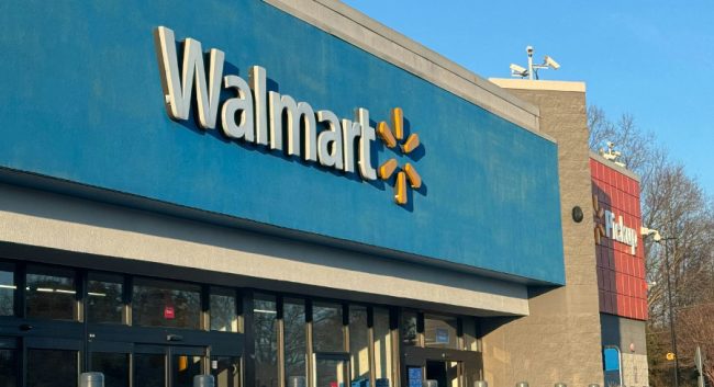 Walmart Store (Unsplash)