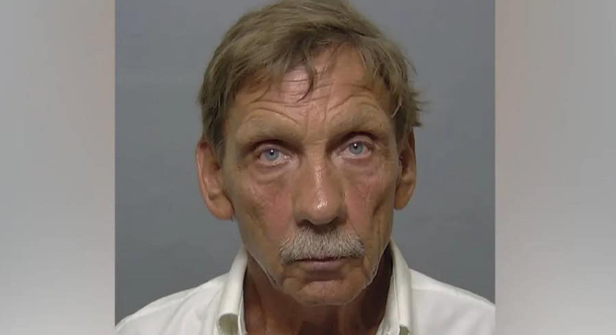 Florida Man Rammed Tinder Date’s Car Over ‘Sugar Baby’ Dispute, Cops Say Florida Man Rammed Tinder Date’s Car Over ‘Sugar Baby’ Dispute, Cops Say