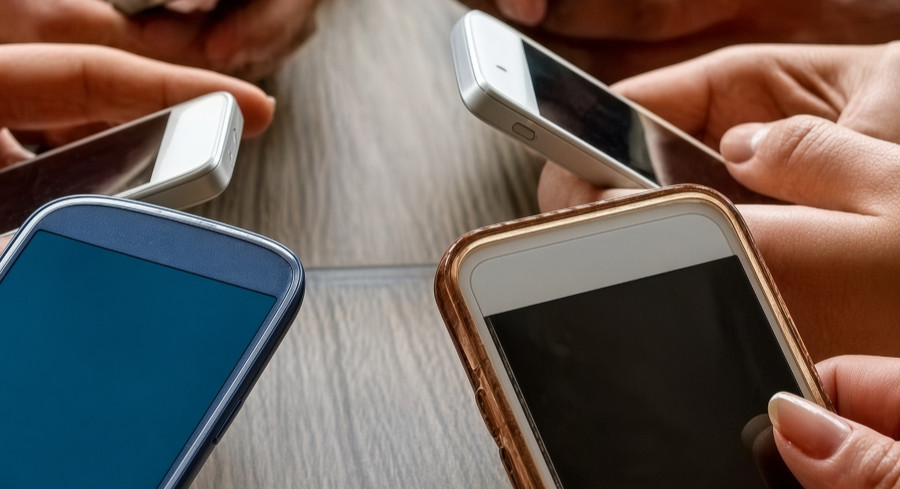 Feds Tell Schools To Cut Classroom Screen Distractions And Prove Tech Works Feds Tell Schools To Cut Classroom Screen Distractions And Prove Tech Works