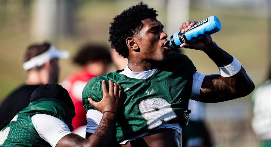 “No-Brainer” Bull: USF Tight End Wyatt Sullivan Stays Put, Eyes AI Future
