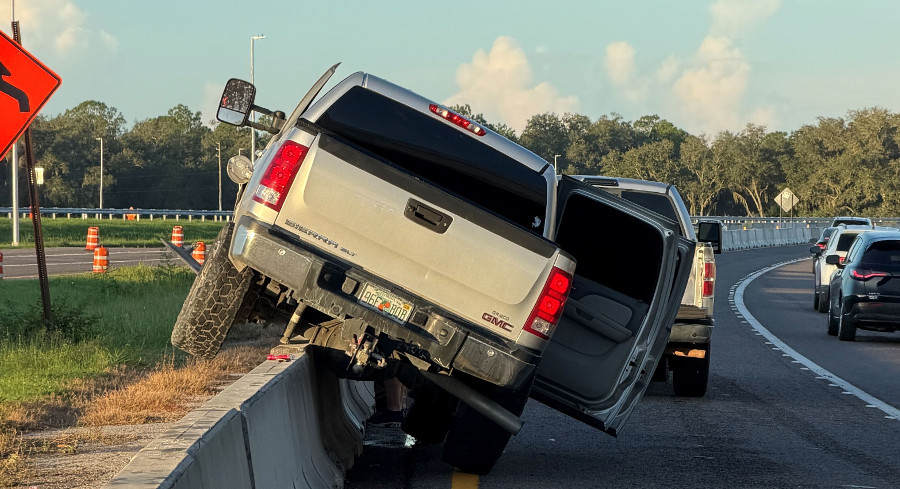 Auburndale Man Crashes Truck Onto Polk County Barrier Wall While Putting On Deodorant